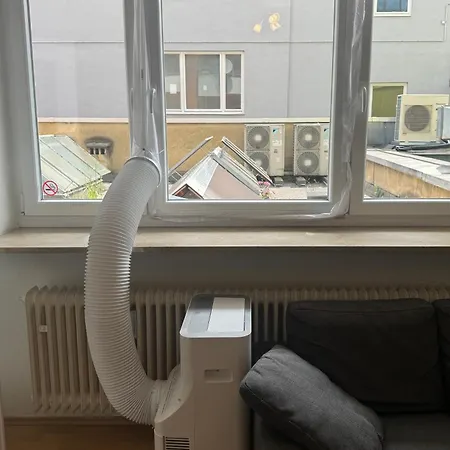 Top Central 1-room Perfect Flat דירה *
